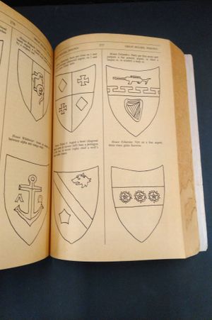 The Dune Encyclopedia: The Complete, Authorized Guide and Companion to Frank Herbert's Masterpiece of the Imagination image number 2