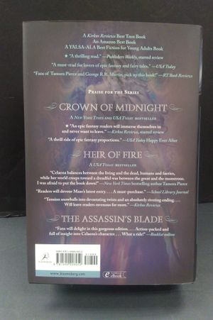 Throne of Glass image number 1