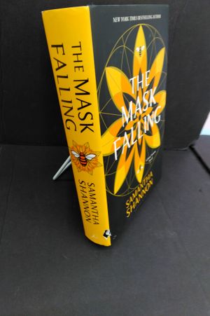 The Mask Falling (The Bone Season) image number 1