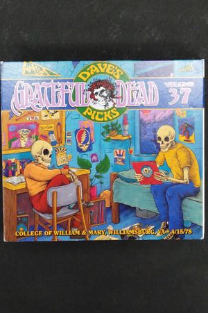 Dave's Picks, Volume 37 image number 0
