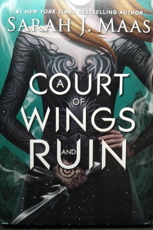 A Court of Wings and Ruin (A Court of Thorns and Roses) image number 0