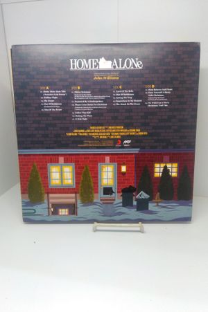 Home Alone image number 1
