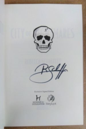City of Nightmares by Rebecca Schaeffer Signed Fairyloot Edition image number 1