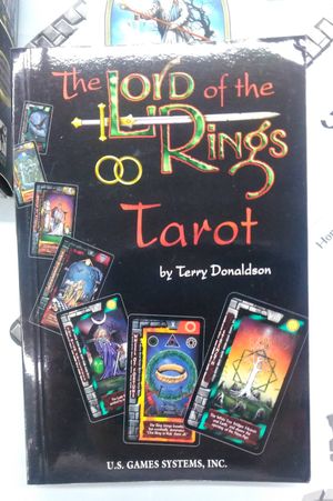 The Lord of the Rings: Tarot Deck & Card Game: Deck & Book Set image number 2