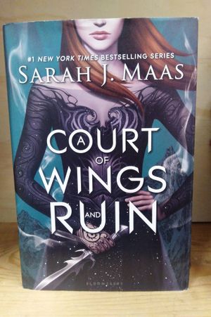 A Court of Wings and Ruin (A Court of Thorns and Roses) image number 0