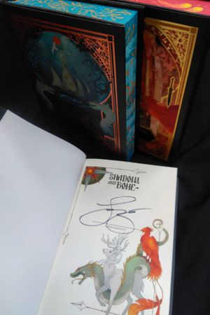 Shadow and Bone Trilogy image number 2