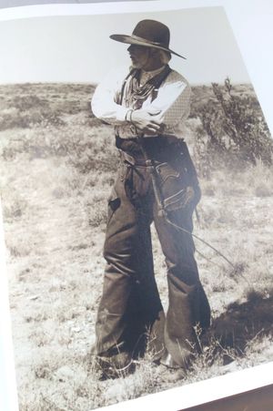 A Book of Photographs from Lonesome Dove image number 2