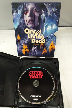City of the Living Dead image number 1