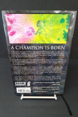 Amory Wars: In Keeping Secrets of Silent Earth: 3 Ultimate Edition (The Amory Wars) image number 2
