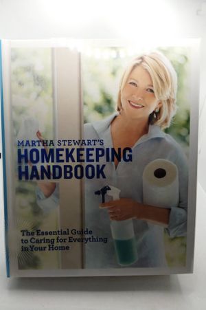 Martha Stewart's Homekeeping Handbook image number 0
