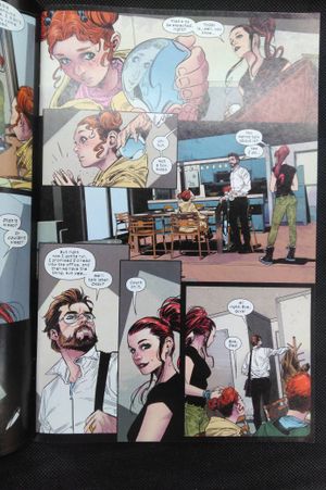 Ultimate Spider-man #1 image number 1