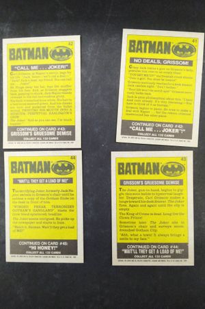 Batman Trading Cards (Box of 132 Trading Cards) image number 2