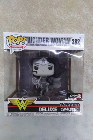 Funko Pop Jim Lee Deluxe Wonder Woman Black and White image number 0