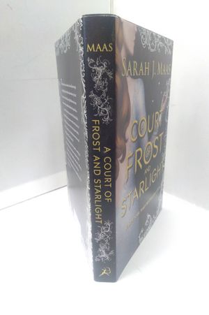 A Court of Frost and Starlight (A Court of Thorns and Roses) image number 1
