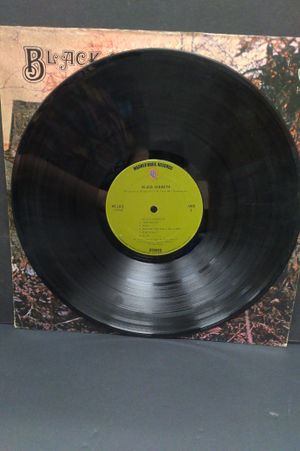 Black Sabbath image number 1