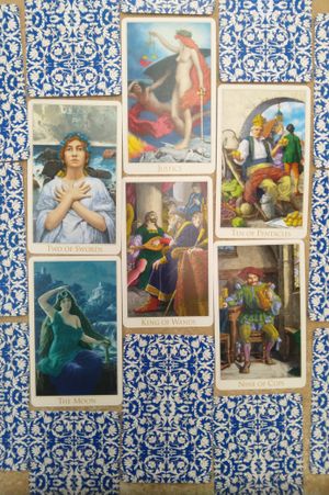The Victorian Romantic Tarot image number 2