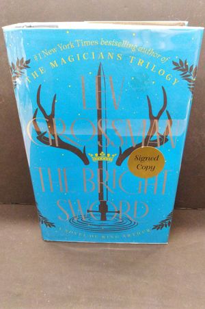 The Bright Sword: A Novel of King Arthur image number 0