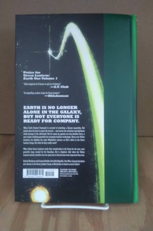 Green Lantern: Earth One Vol. 2 image number 2
