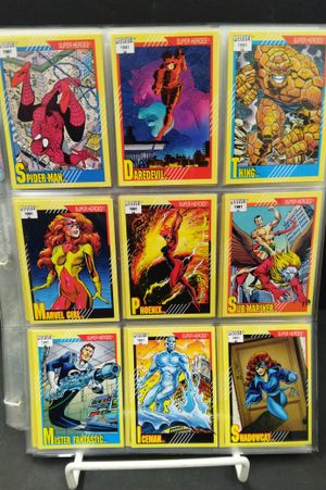 Marvel Trading Card Collection image number 0