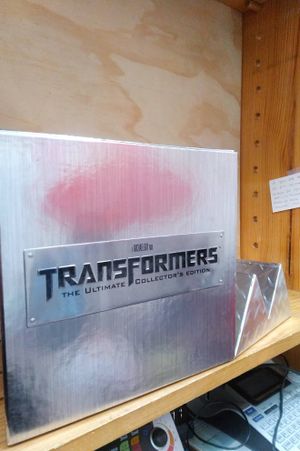 Transformers: The Ultimate Collector's Edition image number 2