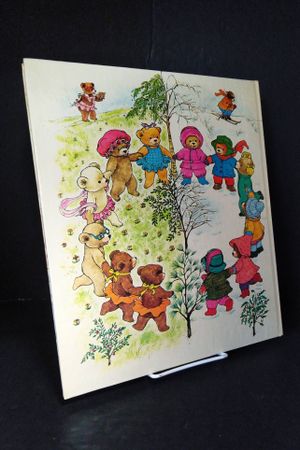 The Fourteen Bears: Summer and Winter image number 1