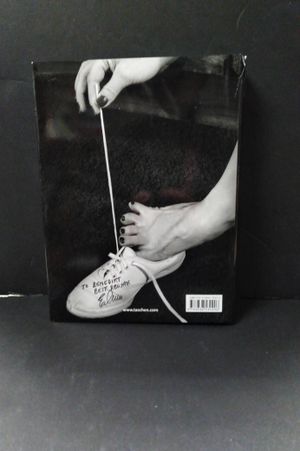 Elmer Batters: From the tip of the toes to the top of the hose (25) image number 1