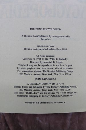 The Dune Encyclopedia: The Complete, Authorized Guide and Companion to Frank Herbert's Masterpiece of the Imagination image number 2