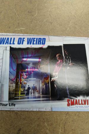Autographed Allison Mack Smallville Trading Card image number 0