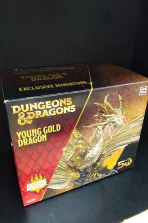 Dungeons & Dragons Young Gold Dragon Exclusive Miniature image number 0