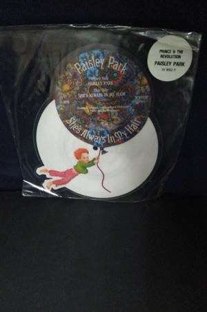 Paisley Park b/w She's Always in my Hair LP Picture Disc UK image number 2