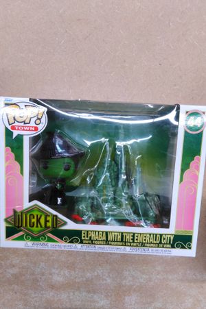 Funko Pop Town 44: Elphaba with the Emerald City image number 0