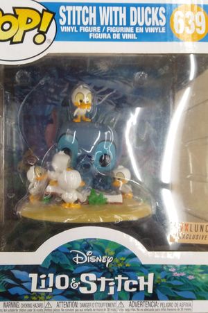 Funko POP! Disney: Lilo & Stitch - Stitch with Ducks Deluxe #636 Exclusive Bundled with Free PET Compatible .5mm Extra Rigged Protector image number 0
