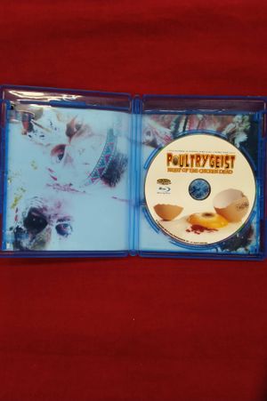 Poultrygeist: Night of the Chicken Dead [Blu-ray] image number 2