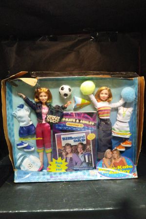 Mary-Kate and Ashley Billboard Dad Barbie Dolls image number 0
