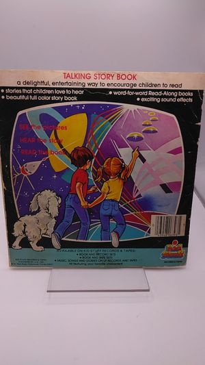 Dungeons & Dragons: Attack of the Assassins (Book + vinyl .45 record) image number 1