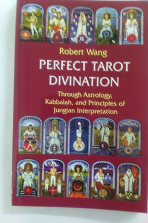 Perfect Tarot Divination (Jungian Tarot Trilogy) image number 0