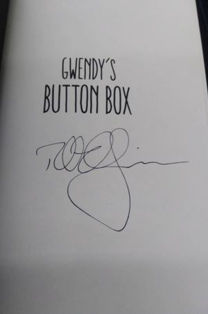 Gwendy's Button Box image number 1